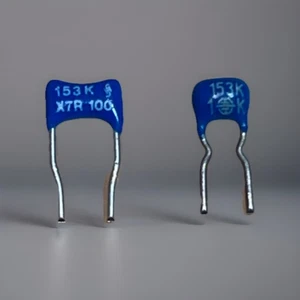 100 Stück - 15nF 100V RM2,5 - SIEMENS/PHILIPS MLCC C0G X7R Kondensatoren Vintage - Picture 1 of 3