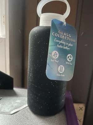 32 oz glass water bottle - Image 1 of 2