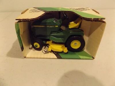 JOHN  DEERE    STROBE  DECAL / MOWER  DECK  LAWN  TRACTOR ,  #5591 - Image 1 of 4