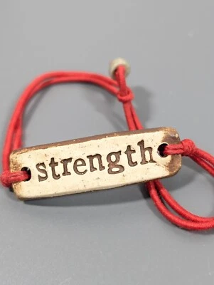 Pulsera Brazalete Inspirador MudLove FUERZA Cerámica Rojo Cordón Ajustable Boho Foto 1 de 4