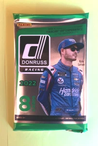 NASCAR-2022 Panini Donruss Racing-NUEVO/SELLADO-Un paquete de 8 cartas-Camisetas, ¿Autos? - Imagen 1 de 2