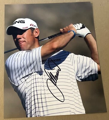 ФОТОГРАФИЯ С АВТОГРАФОМ ЛИ ВЕСТВУДА 8 X 10 PGA LIV GOLF - Изображение 1 из 2
