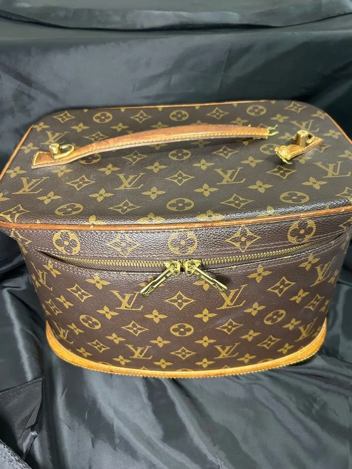 LOUIS VUITTON Monogram Vanity Bag - Image 1 of 4