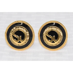 Pendientes de clip con logotipo de diseñador St. John esmalte negro y dorado 1,25" - Imagen 1 de 9