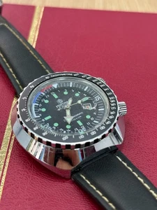 MORTIMA SUPER AUTOMATIC 17 JEWELS DIVER GMT STYLE – VINTAGE 1970s FRENCH WATCH - Picture 1 of 7