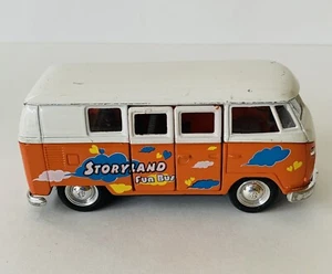Welly 1962 VW Microbus Diecast Storyland Fun Bus ~ 1:38 ~ Doors & Pull Back & Go - Picture 1 of 12