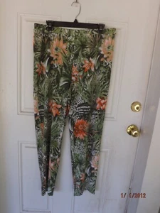 Chico's, Mulicolor Floral Poly/Spandex Dress Pant, size 2 - Foto 1 di 3