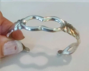 Navajo Sterling Silver Sand Cast Cuff Bracelet 22 grams - Picture 1 of 7