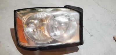 Conjunto combinado de faros-VIN: J derecha, izquierda Mopar 55077607AB Foto 1 de 4