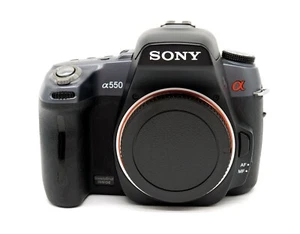 Sony Alpha A550 DSLR-Digitalkamera, 14.2 MP, CMOS, shutter count 22115 Live View - Bild 1 von 8