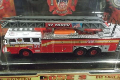 CODE 3 FDNY SEAGRAVE # 37 REAR MOUNT HOOK & LADDER 1:64 LIMITED EDITION 12721 - Image 1 of 3