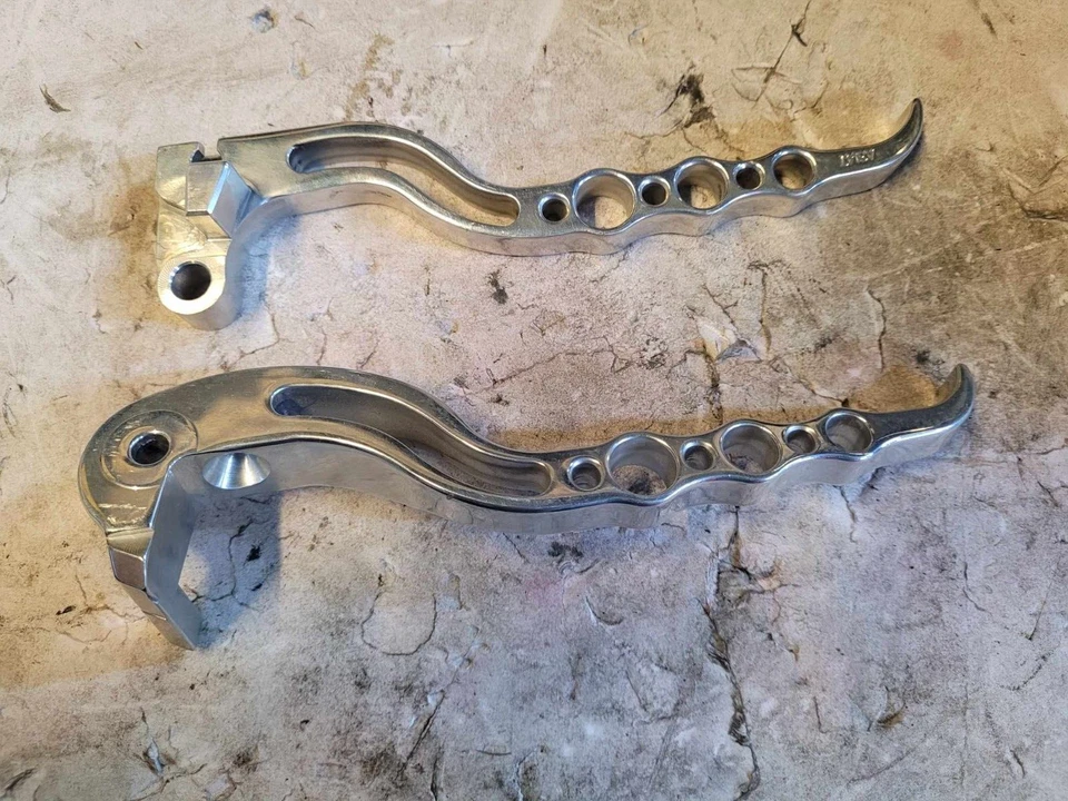 Palancas de freno y embrague pulidas Suzuki 2006 2007 GSXR600 GSXR750 Foto 1 de 2