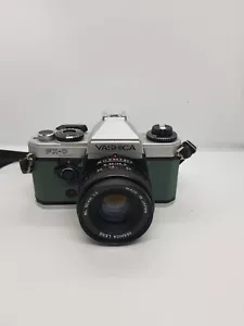 Yashica fx-d Quartz Camera with 50mm f2 lens in safari green leather - near mint - Picture 1 of 7
