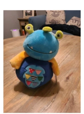 Carters Azul 3 Ojos Alien Monster Wobble Juguete de Peluche Carillón Peluche Lovey Foto 1 de 2