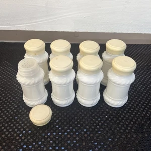 8er Set Vintage Weiß Milchglas Seil Roll Schraubverschluss Shaker Gewürzgläser Lot 3 1/2" - Bild 1 von 3