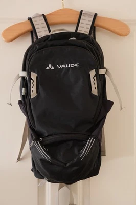 Vaude Fahrrad-Rucksack Hyper 14+3 | Mit Regenüberzug | Guter Zustand - Bild 1 von 4
