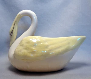BELLEEK White & Ivory Porcelain Creamer Swan (Ireland) - Picture 1 of 3