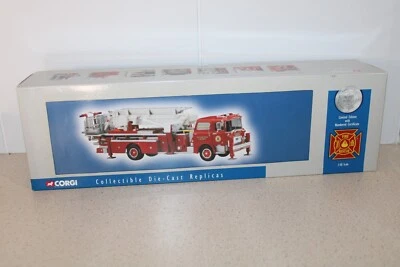 Corgi Classics #US53803 Mack CF Tower Fire Engine  -  Philadelphia - PA - Image 1 of 4