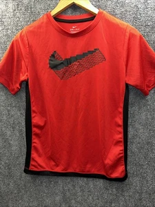 Camisa Nike Dri-Fit Niños Talla XL Roja Con Estampado Negro Pixel Swoosh Logo - Imagen 1 de 5