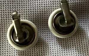 Stud Earrings White Clip On Women’s - Picture 1 of 5