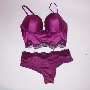 Victoria Secret Bra Set 32D Bombshell Small Cheeky Panty Fuchsia Lace Long Line - Picture 1 of 10