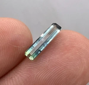 0.930 Top Quality Natural bi color tourmaline loose gemstone from Afghanistan - Picture 1 of 13