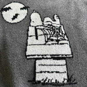 Snoopy Throw Sweater Blanket Peanuts Collectible Gray Berkshire Halloween Moon - Picture 1 of 3
