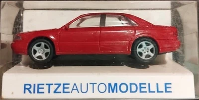 RIETZE 10590 AUDI A8 rosso - scala H0 - Immagine 1 di 4