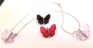 LALIQUE STUNNING PENDANT NECKLACE BUTERFLIES CHOICE OF COLOURS - Picture 1 of 7