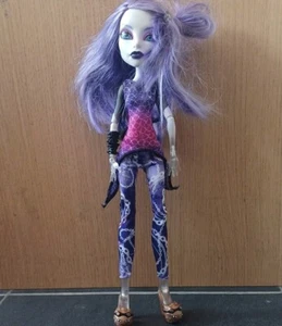 Monster High Doll - Picture Day Spectra Vondergeist - Picture 1 of 4