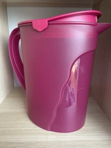 Tupperware Kanne Wasserkanne Limo Saftkanne  3,7 L Pink Neu - Bild 1 von 1
