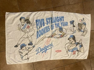 Toalla de playa vintage de los Dodgers Mike Piazza Hideo Nomo promoción de novatos del año - Imagen 1 de 2