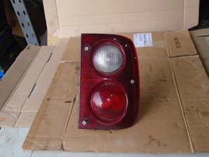 Land Rover Freelander Rear Right Hand Light /Lamp Unit AMR4003 (L) - Picture 1 of 4