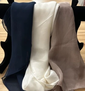 Lote de bufandas japonesas vintage (3) - VERA, GLENTEX azul marino crema topo - seda, polietileno - Imagen 1 de 12