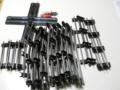 Cleaned Figure 8 of American Flyer Train Track 2 Wires Track Terminal S gauge - Image 1 of 4