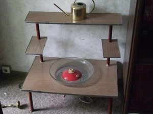 DDR ZIMMERSPRINGBRUNNEN MIT BLUMENBANK 50er Luftbefeuchter Duftlampe Duftbrunnen - Bild 1 von 16