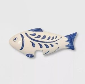 Opalhouse 4" Ceramic Fish Pot Percher, Blue & White New - Picture 1 of 4