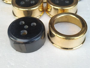 3 enchufes eléctricos de tres clavijas de latón y baquelita DE COLECCIÓN DECORACIÓN EN BUEN ESTADO - Imagen 1 de 5