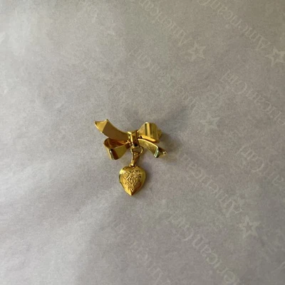 Broche Medallón Corazón Dorado American Girl Samantha De Colección Original Pleasant Co Foto 1 de 4