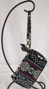 Vera Bradley Wristlet Wallet Canterberry Magenta Zip Around Cell Phone ID CC EUC - Picture 1 of 8