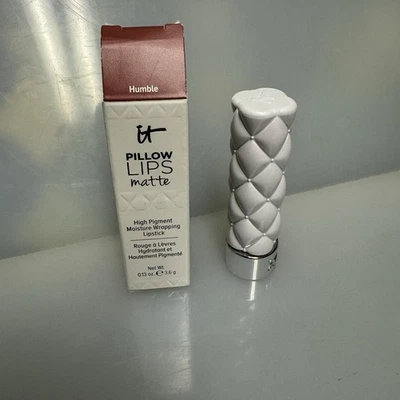 It Cosmetics Pillow Lips Matte Lipstick Humble Full Size 0.13 oz - Image 1 of 4