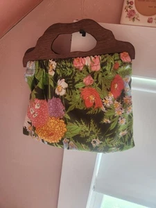 Vtg Fabric FLORAL Wood Handle Handbag KNITTING Purse MoD Hippie Satchel - Picture 1 of 5