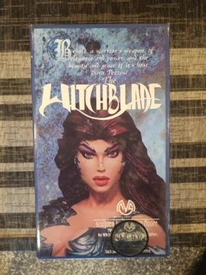 Top de vaca Witchblade esculpida por Clayburn Moore Creations 132/300 edición esterlina Foto 1 de 4