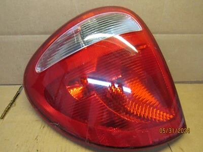 2001 2002 2003 Dodge Caravan Rear Driver Left Side Tail Light Taillight OEM - Image 1 of 4
