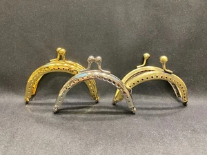 CHIUSURA CLIC CLAC PORTA MONETE PORTA OCCHIALI IN METALLO DA CUCIRE - Picture 1 of 4