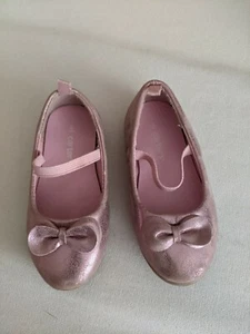 Toddler Girl Carter's Pink Dress Shoes Bow Flats Size 6 - Picture 1 of 4