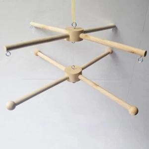 Soporte de carillón de viento de madera para bebés niños marco para colgar cuna hecho a mano hágalo usted mismo decoración del hogar - Imagen 1 de 6
