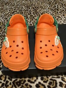 Crocs Carrot Edition