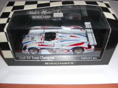 Minichamps Audi R8 #38 Petit Le Mans Le Mans Road Atlanta 2001 1/43 400010938 - Immagine 1 di 2