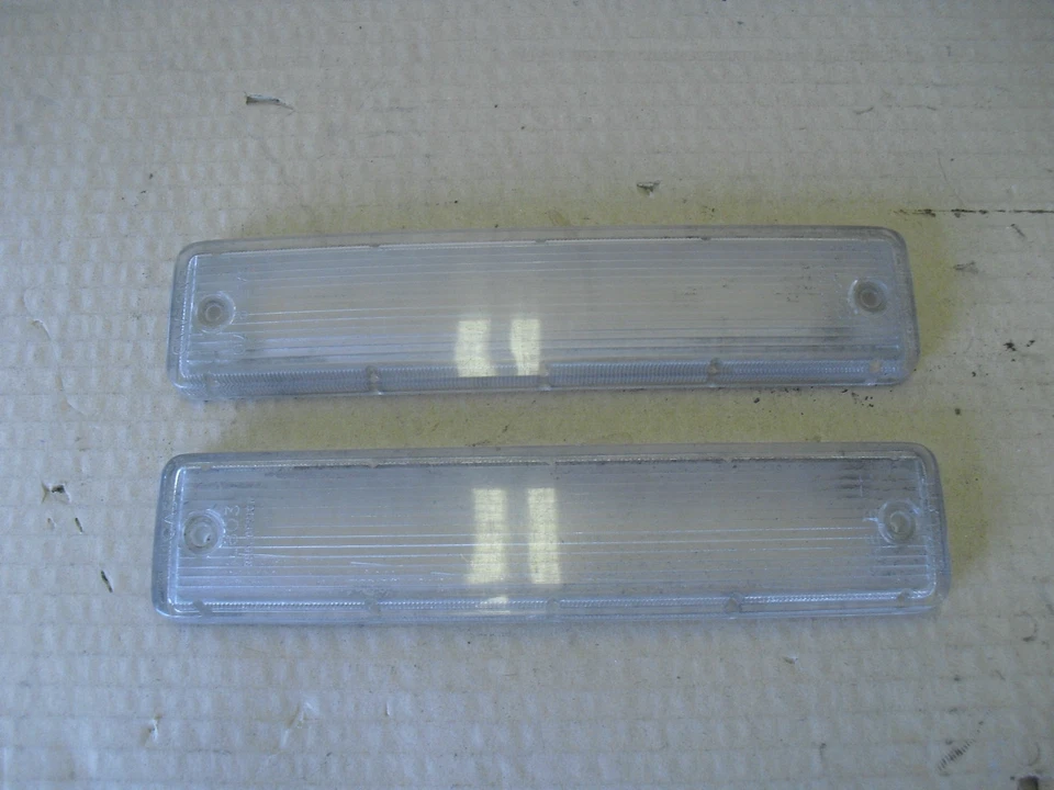 PAR DE LENTES DE LUZ INVERSA JAGUAR DAIMLER SERIES 1 Y 2 Y COUPÉ XJ6 Y XJ12 Foto 1 de 1